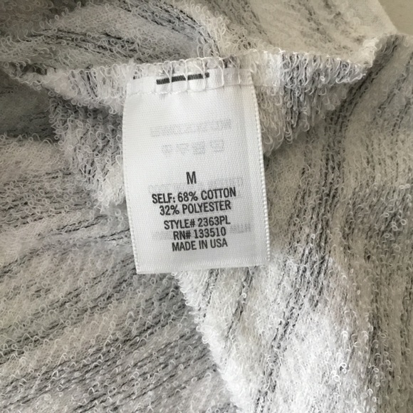 Francesca’s Alya Pumpkin Spice Ruffle Sleeve Top - Picture 6 of 7